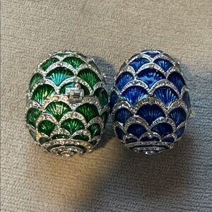 Joan Rivers Imperial Treasures The Portrait Enamel Egg Figurine